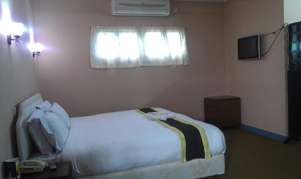 Amar Hotel Kathmandu Room photo