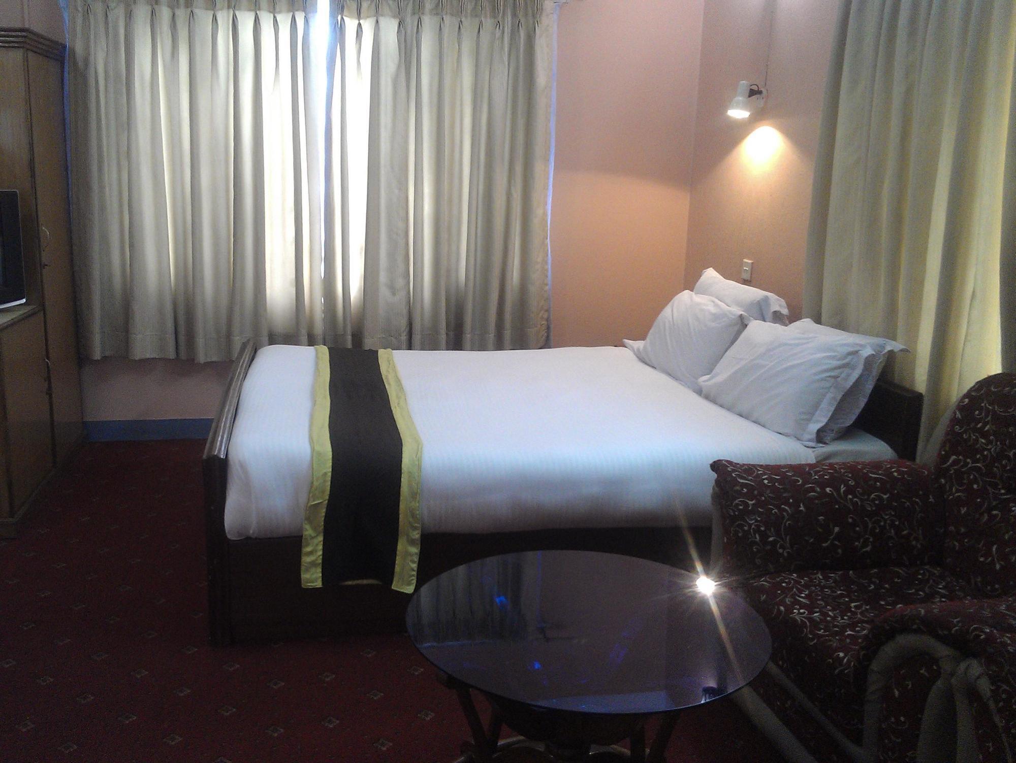 Amar Hotel Kathmandu Exterior photo